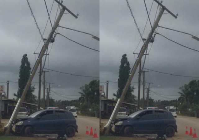 Car hits power pole in Tongatapu - Kaniva Tonga News